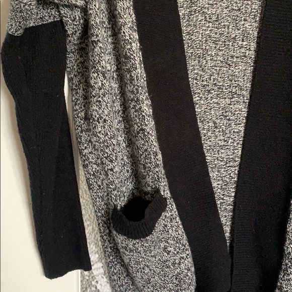 Cozy grey cardigan - Picture 2 of 4